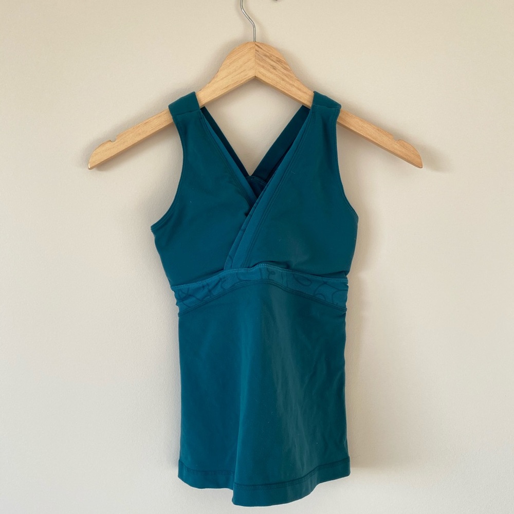 Teal Lululemon Top